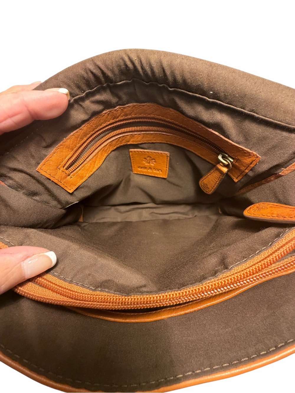 Oak & Tan Leather Crossbody Bag - Picture 11 of 16